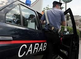 Arrestato carabiniere: Ricatto hard a due sorelle